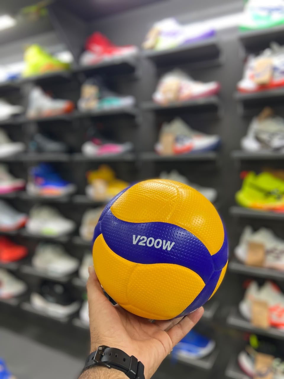 توپ میکاسا v200 مسترکوالیتی